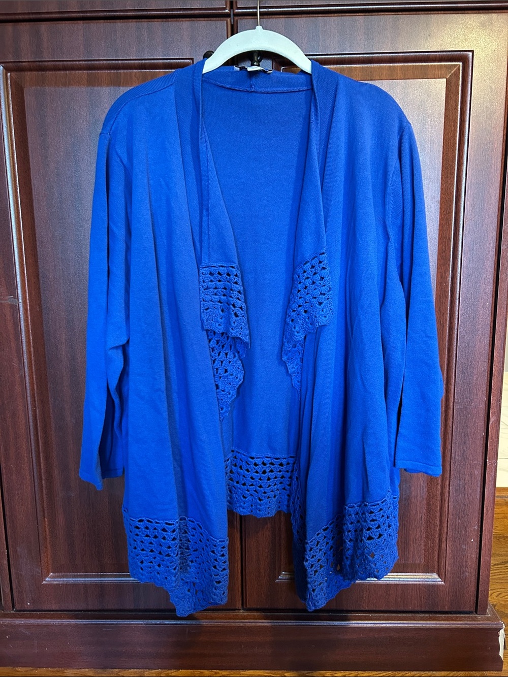 Isaac Mizrahi Royal Blue Open-Front Crochet-Trim Cardigan
